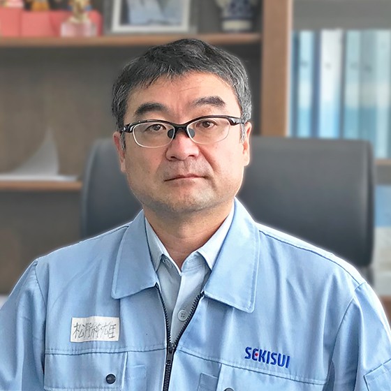 総経理 General Manager 松野 純雄氏