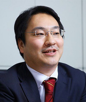 横田 正裕 様