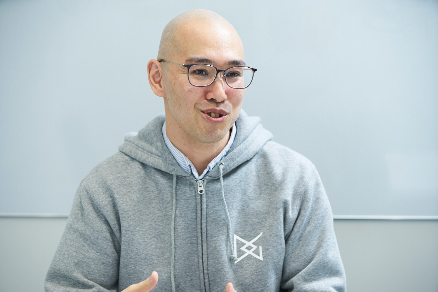 KDDI株式会社<br> 経営戦略本部<br> KDDI DIGITAL GATE <br>マネージャー<br> 佐野 友則