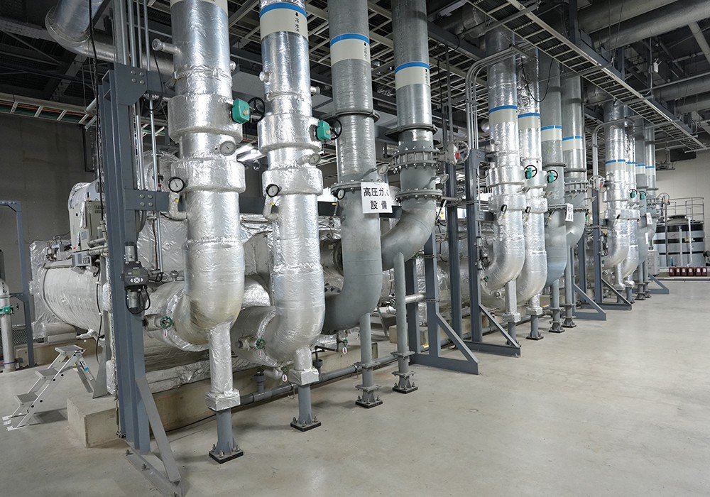 ターボ冷凍機の写真