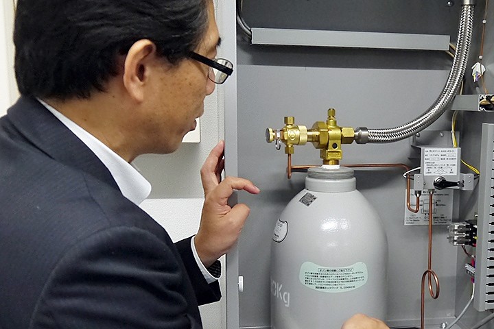KDDI株式会社 ビジネスIoT推進本部　ビジネスIoT営業推進部 営業第2グループ 主任 神村 吏