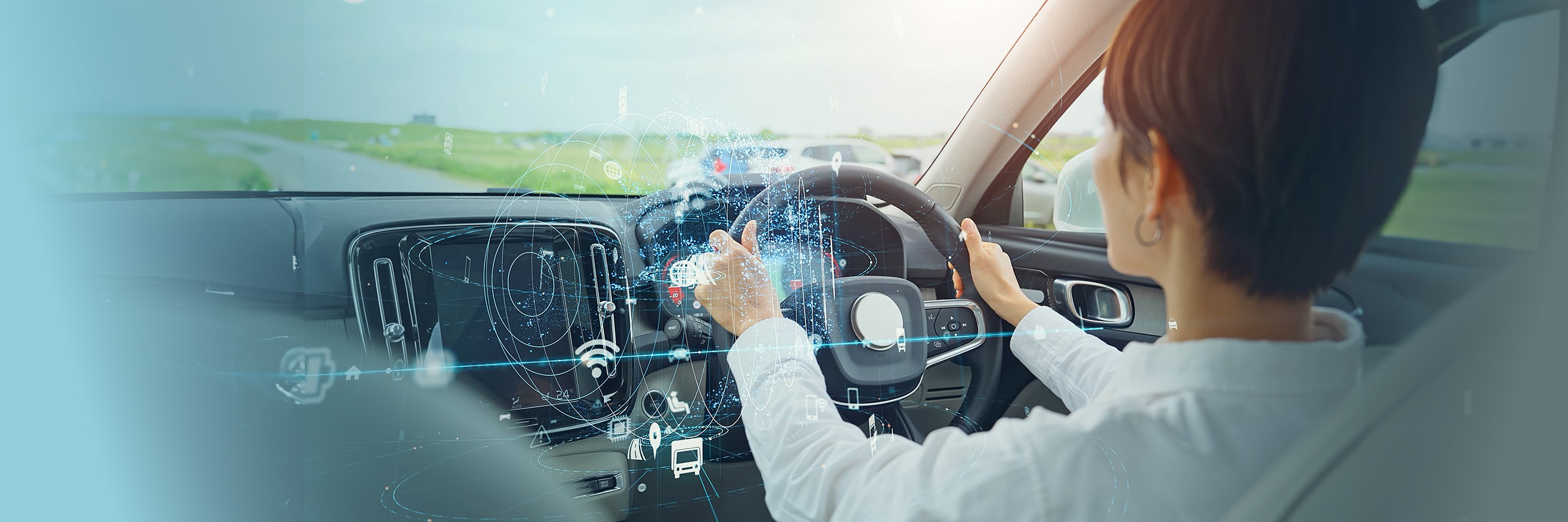 コネクティッドカーとは？機能やサービス、課題について解説